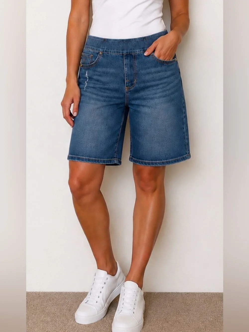 Rock & Republic Shorts Fever Bermuda Blue Denim 8 Pull On Slimming Rx Jean Long
